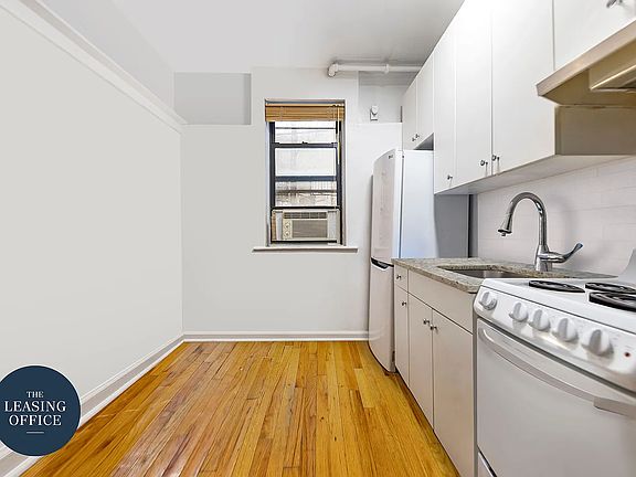2nd image of 325 W 4th St APT 2R