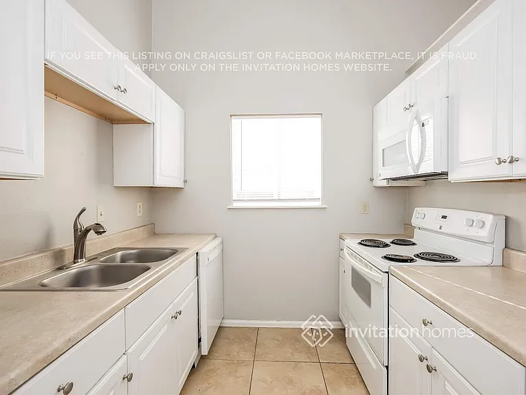 4425 Allison Dr — Photo 8