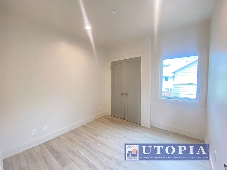 448 May Ave #4 — Photo 9