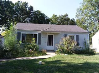 9716 Echo Ln, Saint Louis, MO