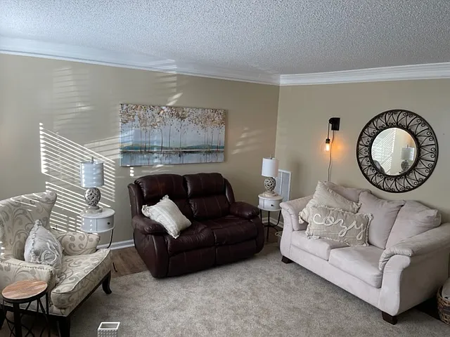 2 bed, $1,850 — Photo 4