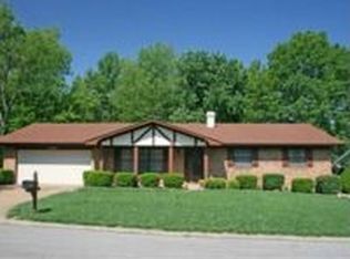 1409 Burlington Station Rd, Belleville, IL 62223