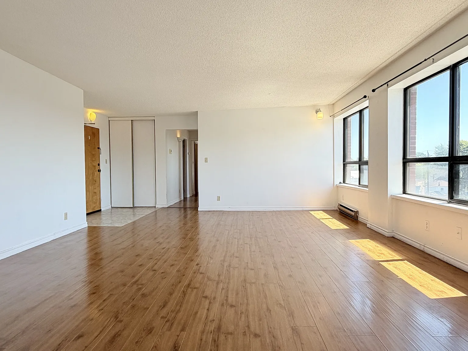 2 bed, $1,575 — Photo 2