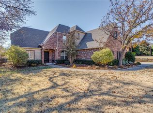 2516 Palomino Dr, Edmond, OK 73034