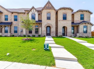 1590 Homeplace Cir, Mansfield, TX 76063