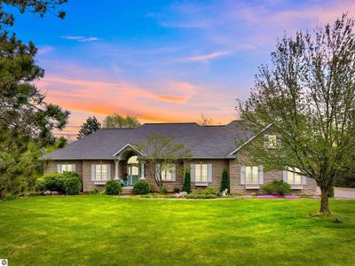 8575 Stardust Cir, Cadillac, MI, 49601