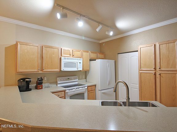5th image of 225 Old Village Center Cir Unit 4107