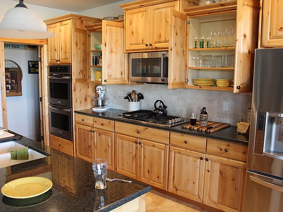 Kitchen and Pantry Entrance
