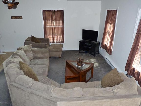 4th image of 531 Maxatawny Dr