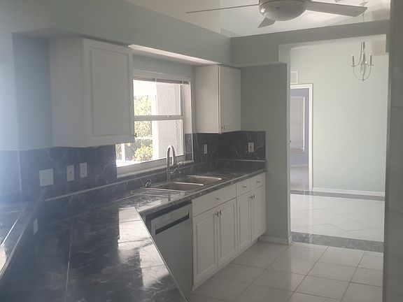 4th image of 1238 NW 18th St