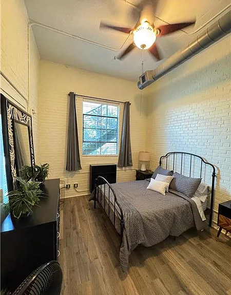 528 Selma St #B — Photo 18