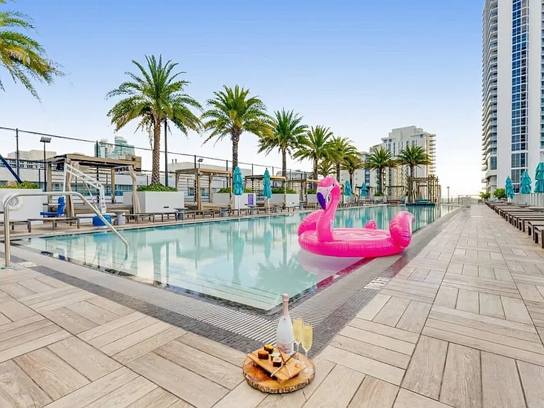 4010 S Ocean Dr #ID1227204P — Photo 36