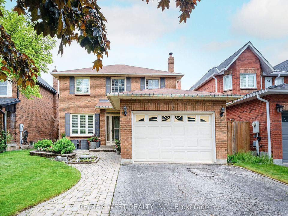 1st image of 6 Hawkins Cres