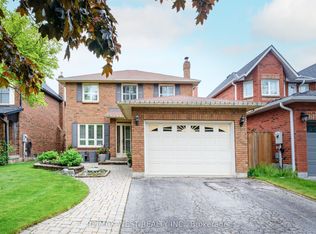 6 Hawkins Cres, Ajax, ON L1S4Y1
