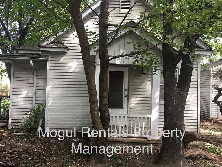 1340 S Market St — Photo 1