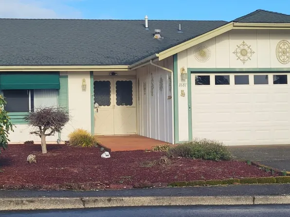 1681 Almond Ln NW, Salem, OR 97304