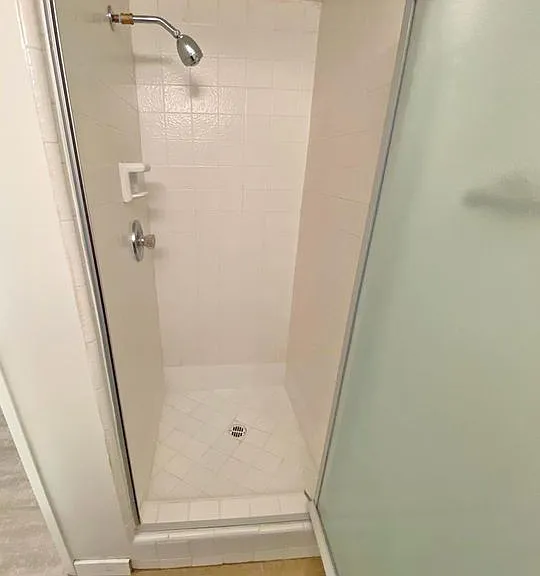 118 S Wetherly Dr — Photo 12