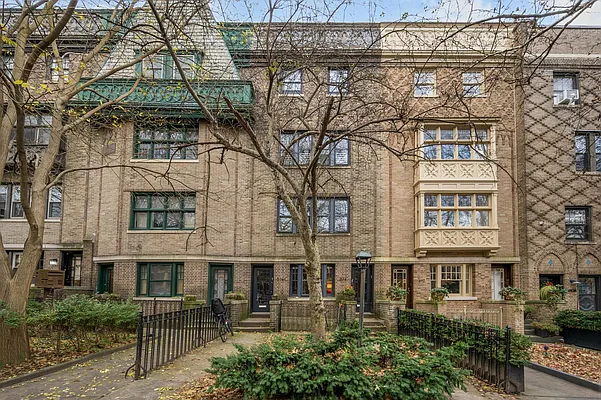 Rented by Compass | media 17