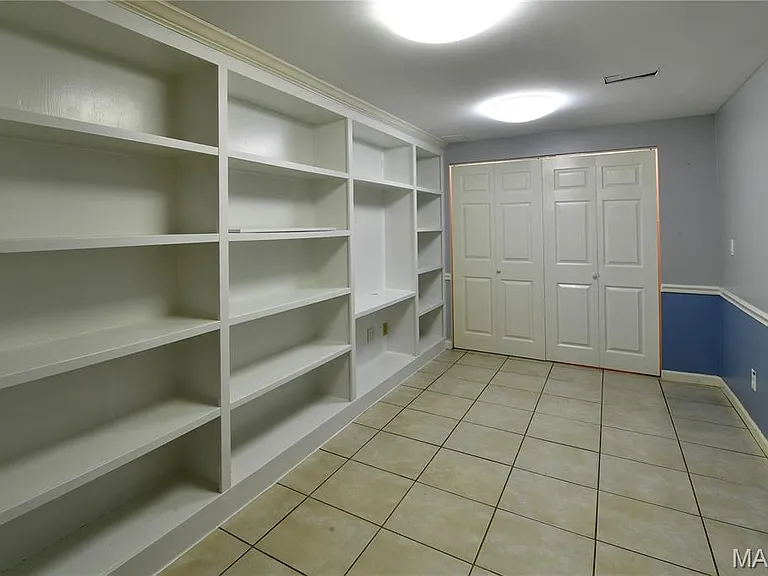 1419 Sawyers Trail Ct — Photo 54
