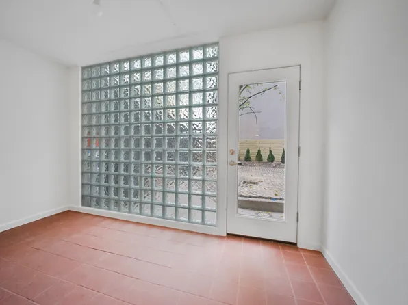 264 Berry Street image 5 of 10