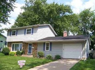 2636 E 35th St, Davenport, IA