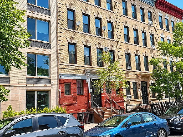677 Lincoln Pl #3 — Photo 5