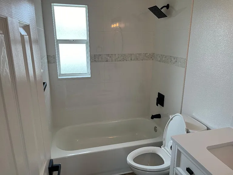 1385 S Harbor Dr — Photo 21