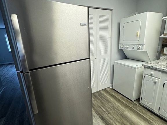 4th image of 610 Park Ave APT 16