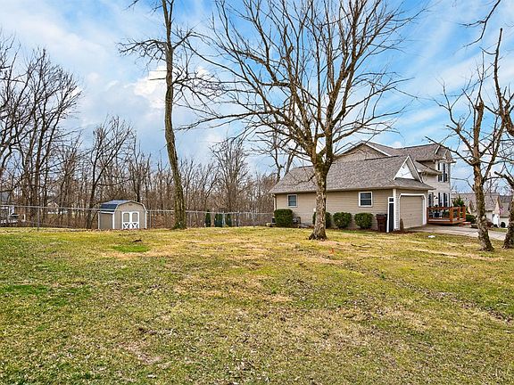 4th image of 1193 Skyview Cir