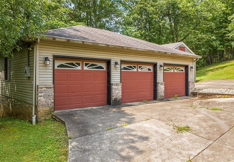 1950 Sams Creek Rd, Mineral Wells, WV 26150 Zillow