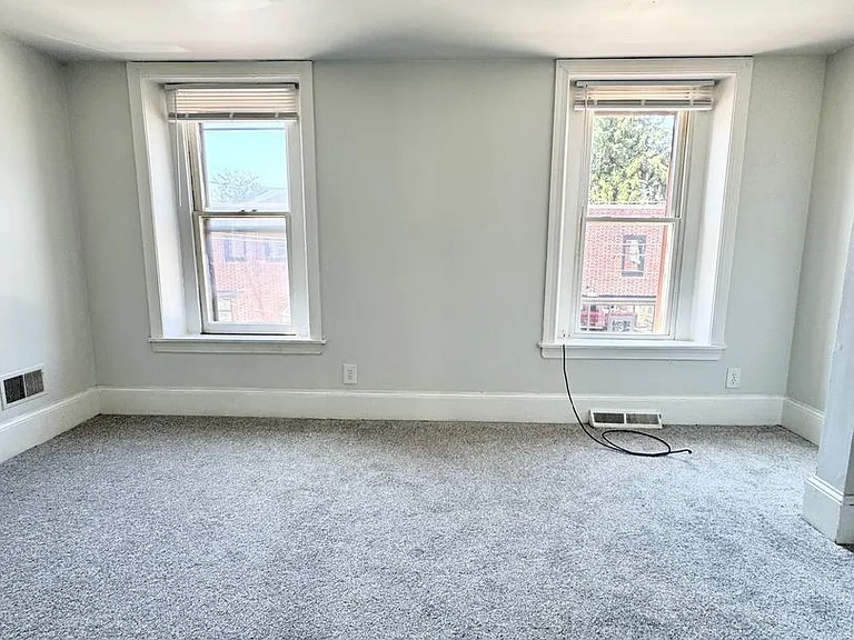 WP1 704 N. Washington St. — Photo 9