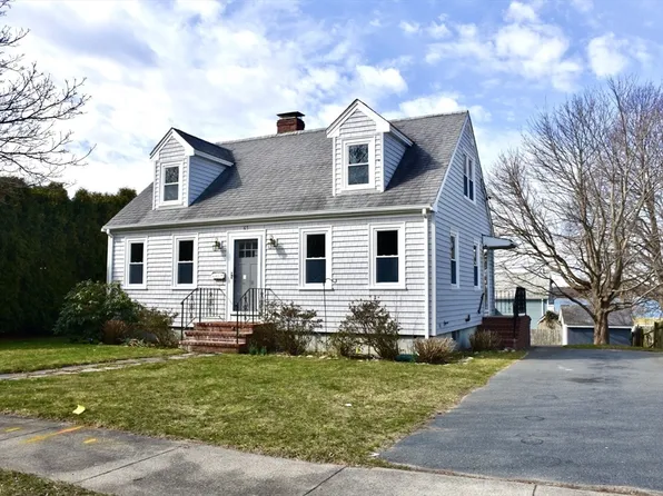 63 Nautilus St, New Bedford, MA 02744