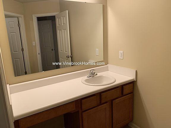 4th image of 7820 Trisa Ct #651973