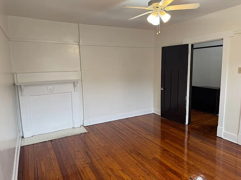 1651 Chislett St — Photo 23
