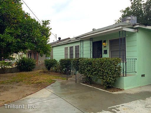 1st image of 6827 De Celis Pl