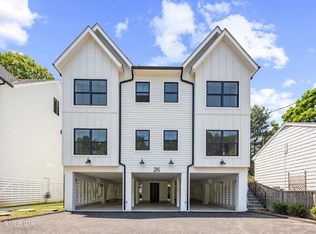 24 Homestead Ln #A, Greenwich, CT 06831