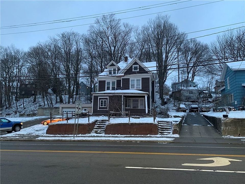 2nd image of 779 E 2nd St
