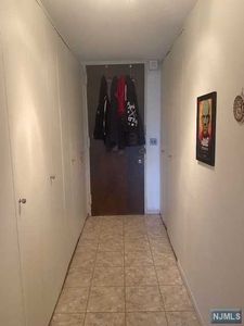 6 Horizon Rd APT 406, Fort Lee, NJ, 07024