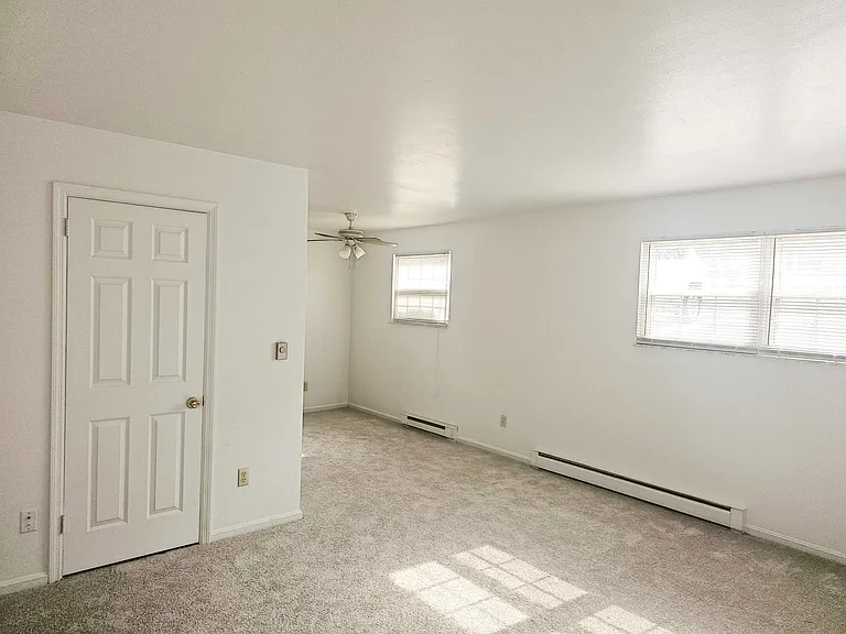 Highview Apartments — Photo 8