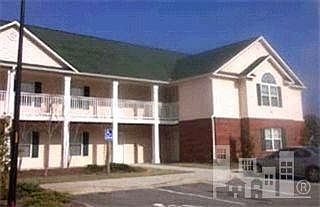 1st image of 1422 Willoughby Park #7