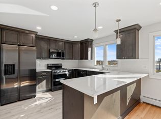 743 7th St FLOOR 1, Carlstadt, NJ 07072