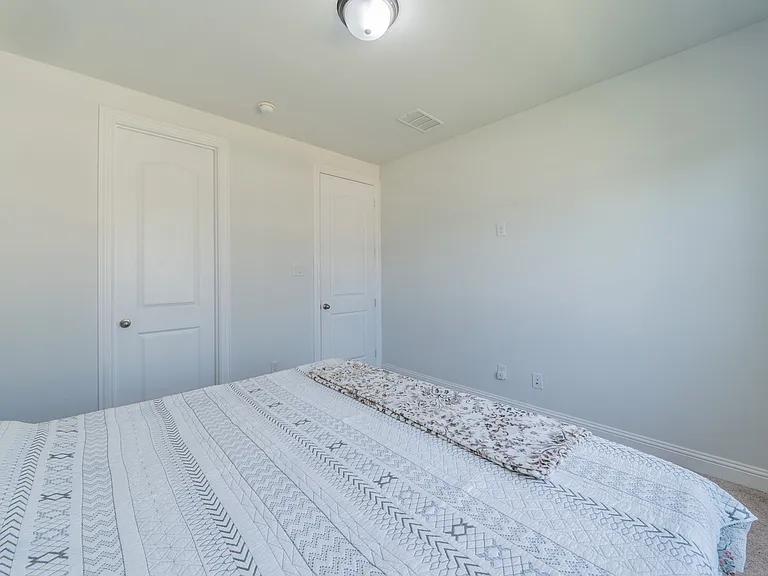 921 Bayberry Dr — Photo 27
