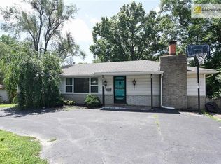 10219 W 55th St, Merriam, KS 66203