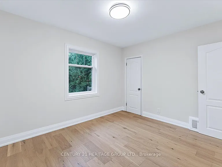 39 Reiner Rd #UPPER — Photo 25