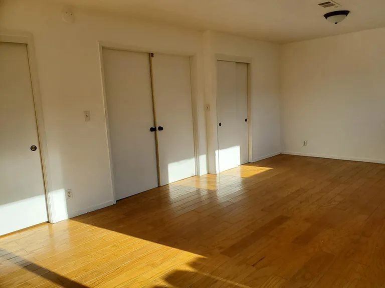 418 Gail Ct — Photo 8