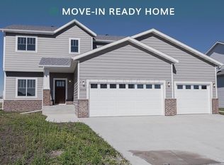3666 Merrifield Dr S, Fargo, ND 58104