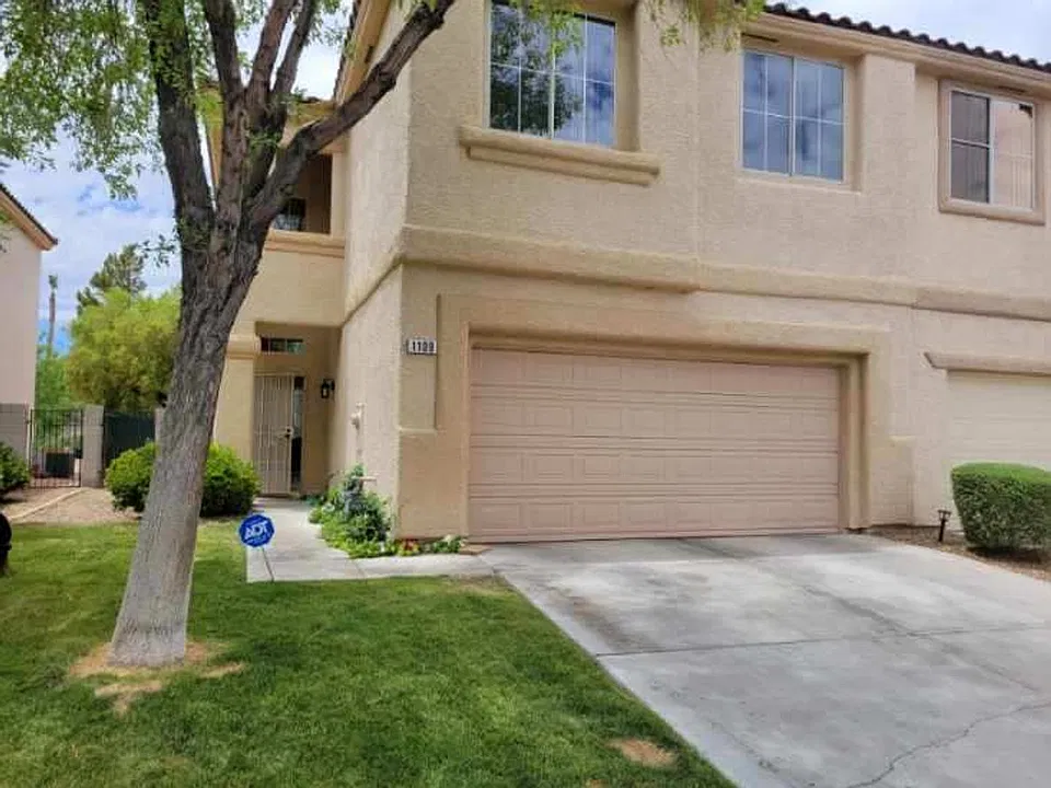 1109 Scenic Crest Dr