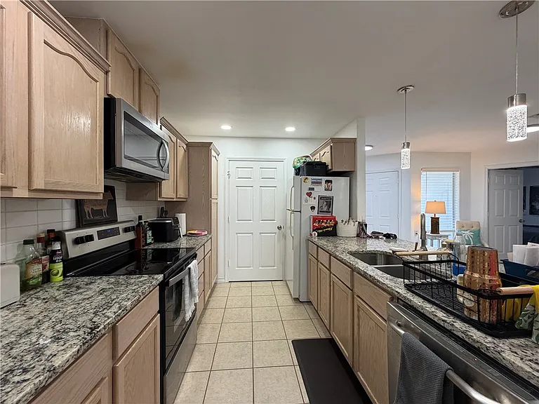 15442 Cruiser St #A — Photo 7