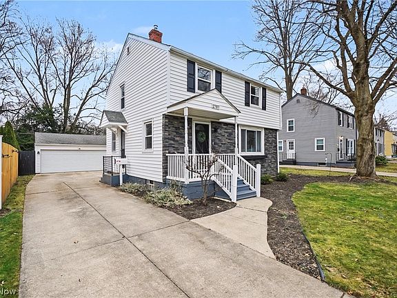 3rd image of 2707 Overbrook Rd