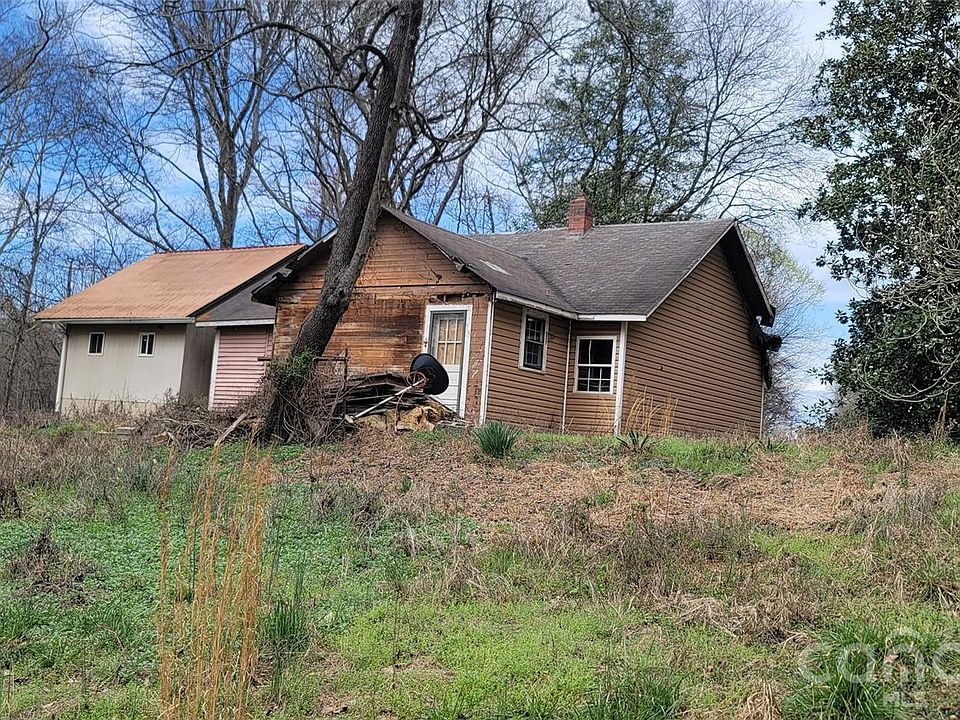 1st image of 1939 River Rd